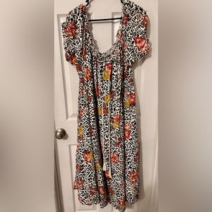 NWT Torrid Off the Shoulder Floral mid dress Size 3